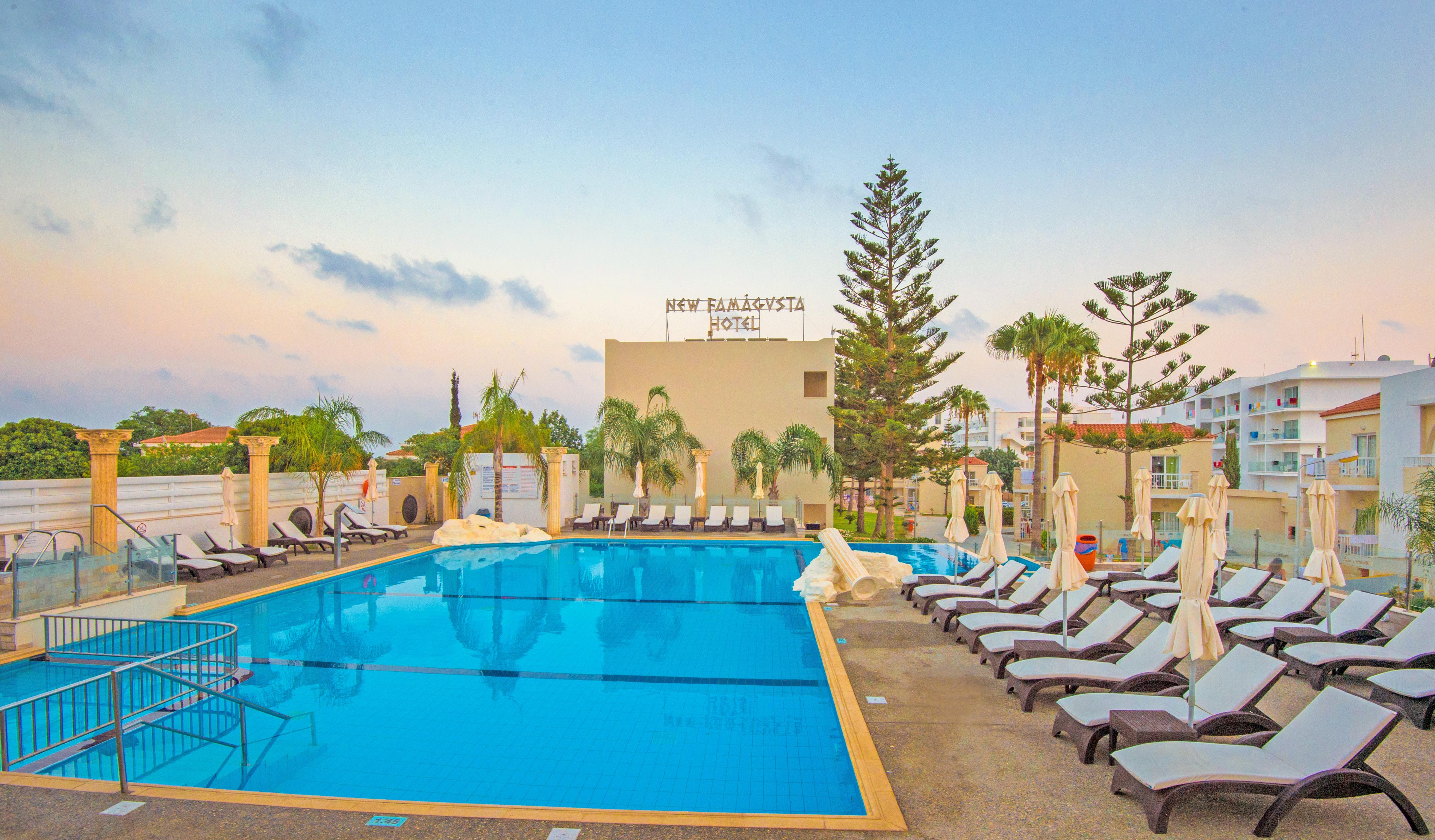 New Famagusta Hotel & Suites Aya Napa Dış mekan fotoğraf